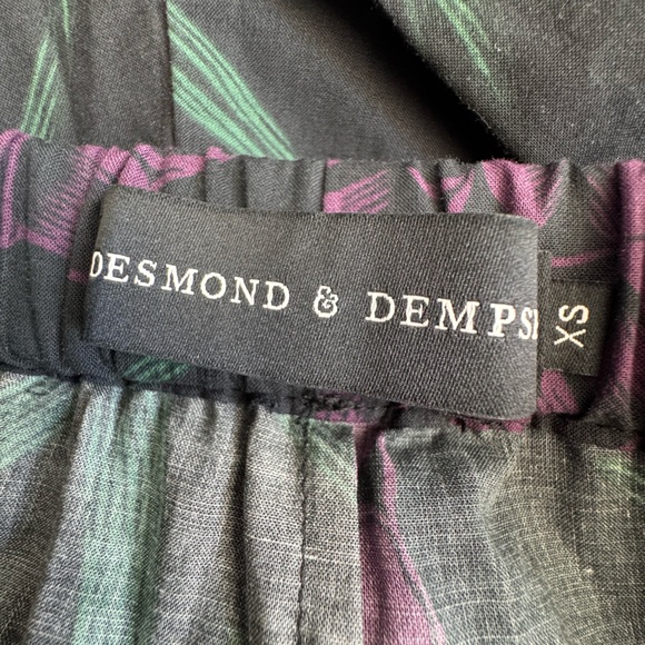 Desmond & Dempsey Capri Pajama Leisure Wear Pockets Black Floral Purple XS NEW - Picture 7 of 10